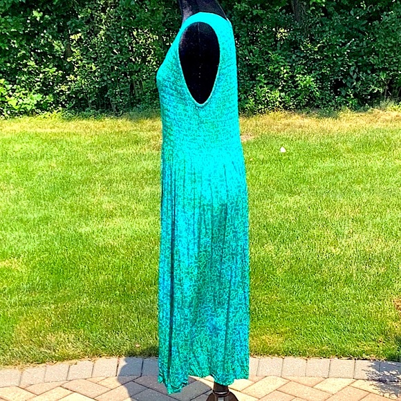 BLUE GINGER HAWAIIAN PRINT SMOCKED SCOOP NECK TOP MAXI DRESS.  Greens. XL - Picture 5 of 11